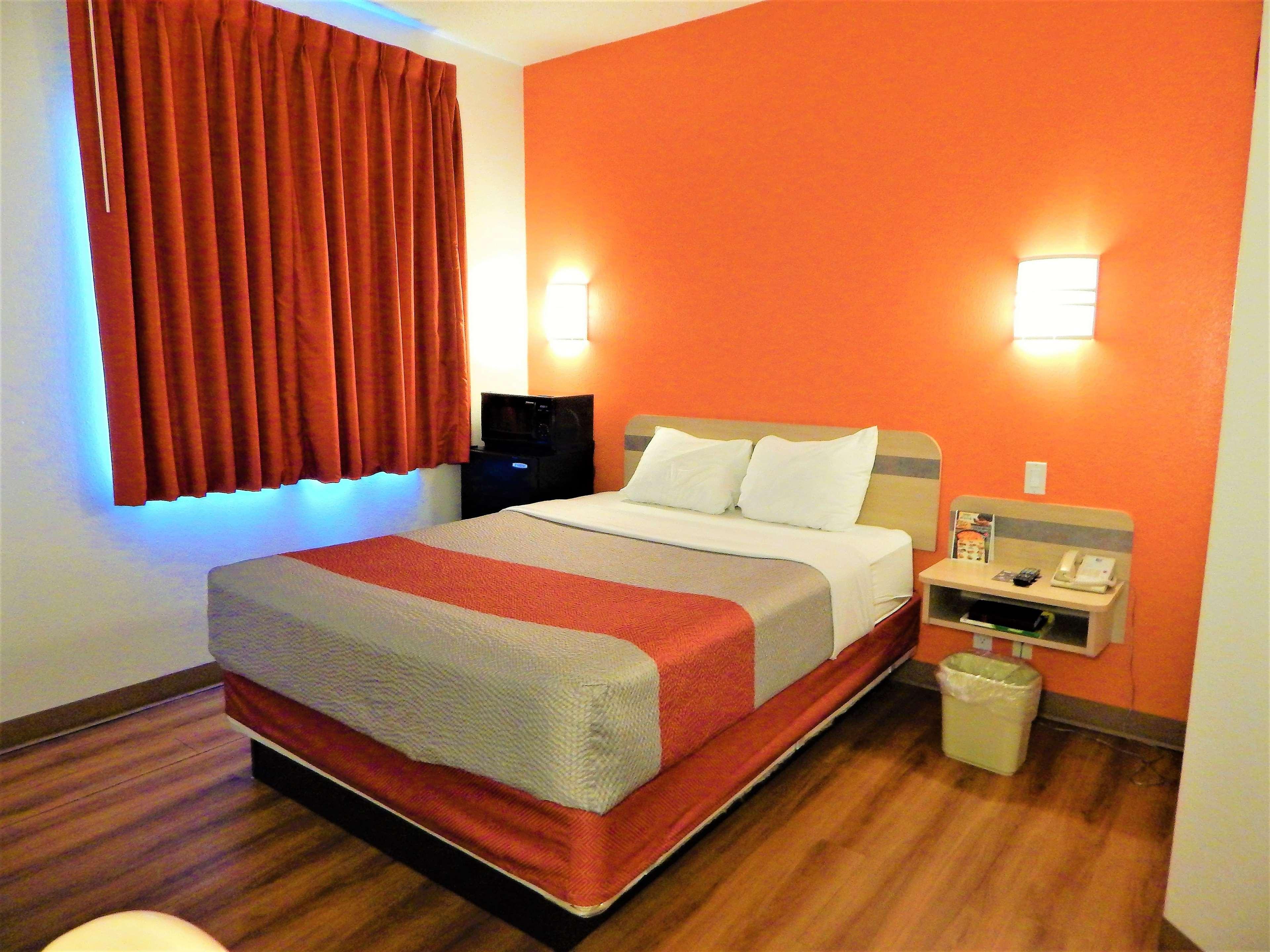 Baymont By Wyndham Sheridan Esterno foto
