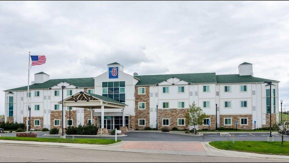 Baymont By Wyndham Sheridan Esterno foto