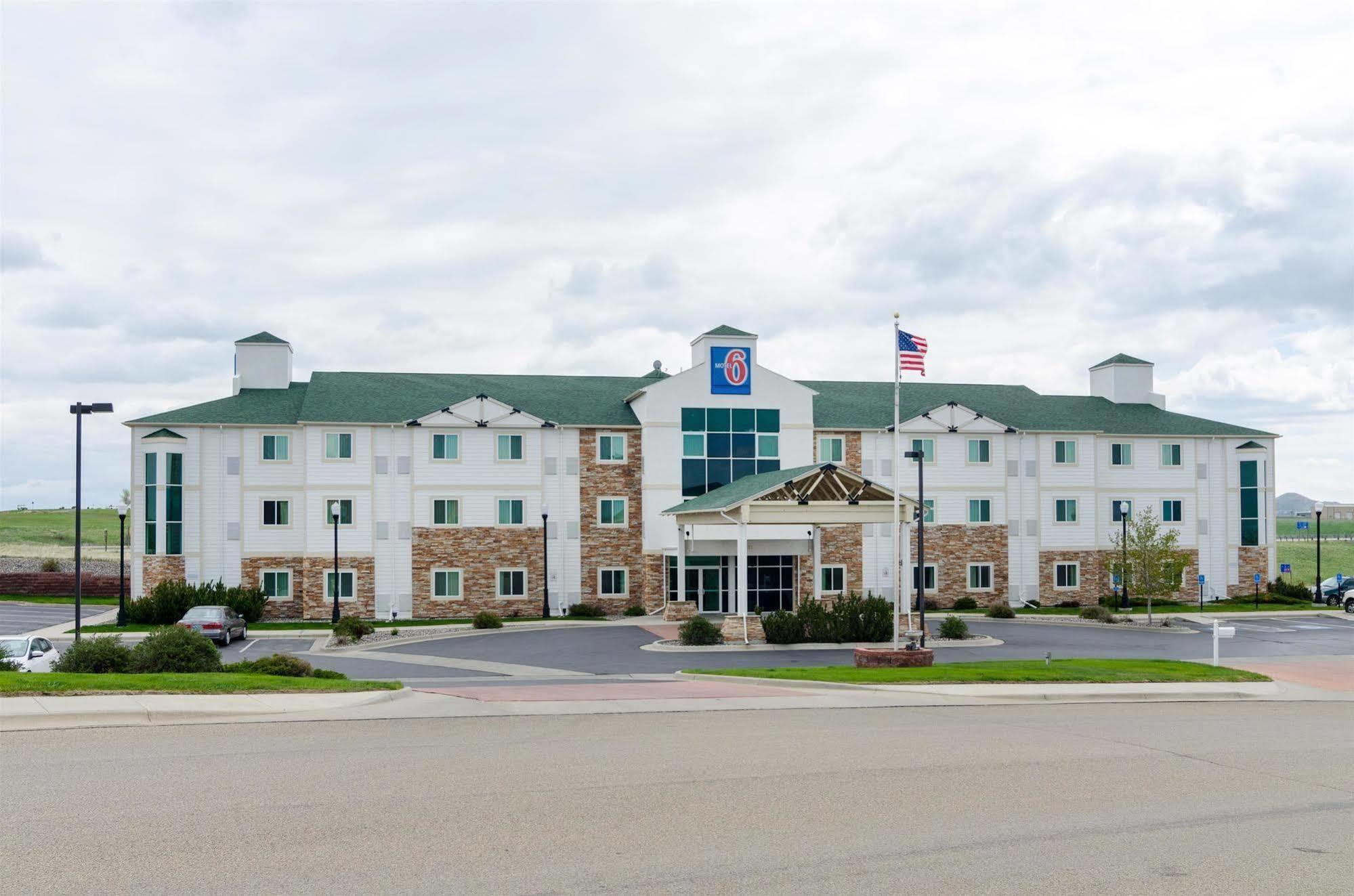 Baymont By Wyndham Sheridan Esterno foto