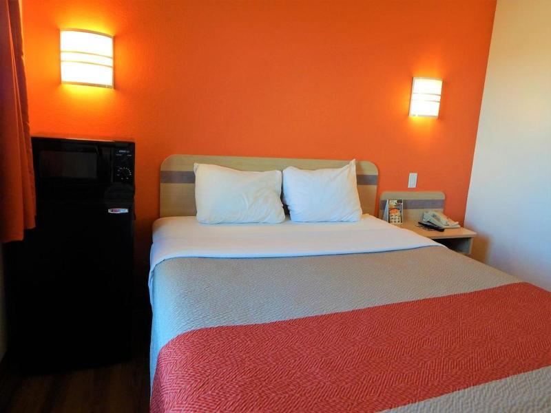 Baymont By Wyndham Sheridan Esterno foto